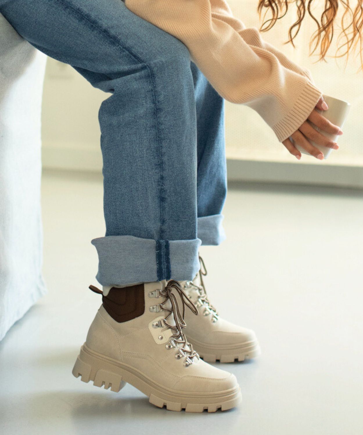 Bot&iacute;n cord&oacute;n  image number null